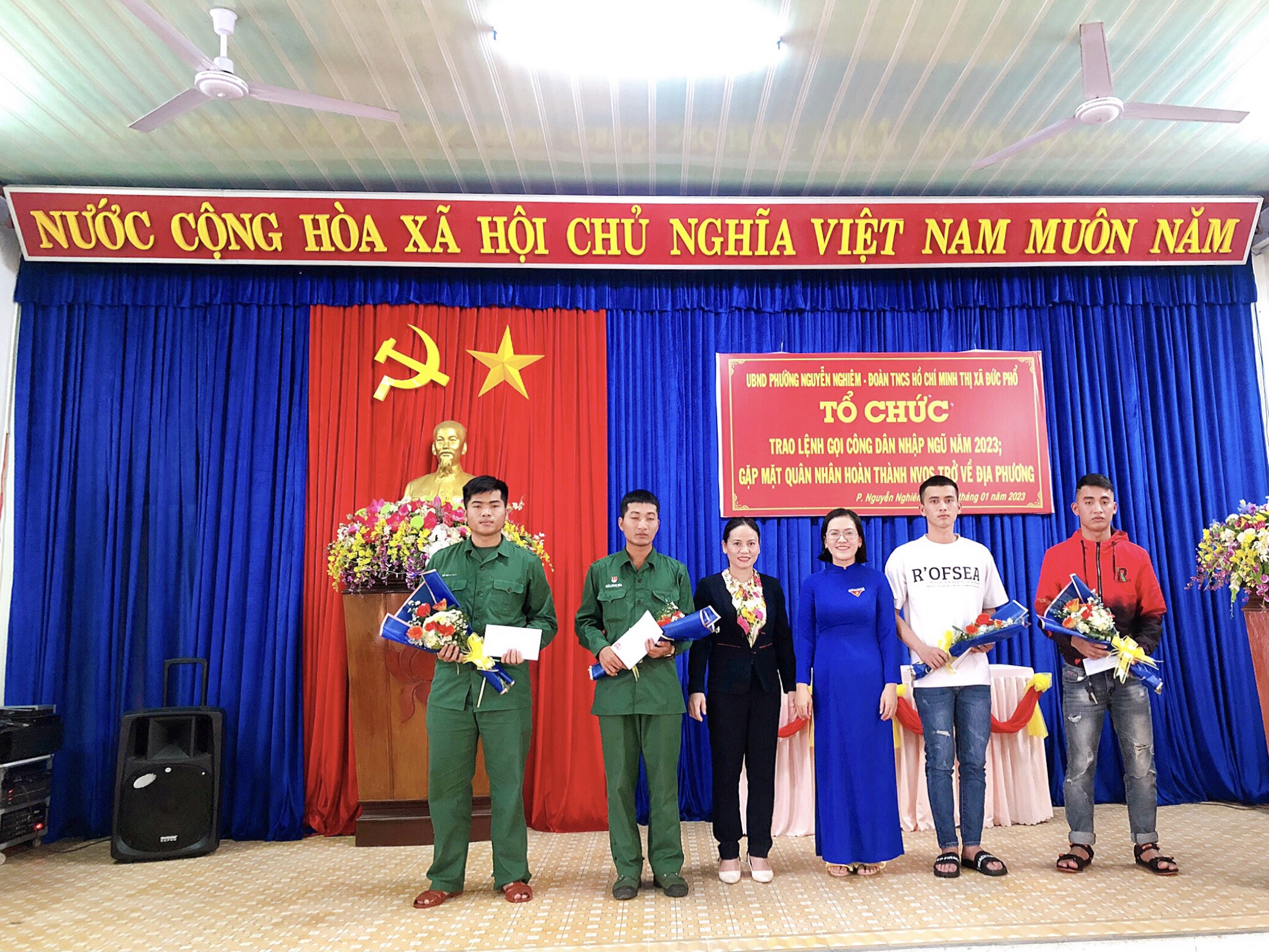 Phường Nguyễn Nghiêm Tổ chức trao lệnh gọi nhập ngũ năm 2023 cho Thanh niên