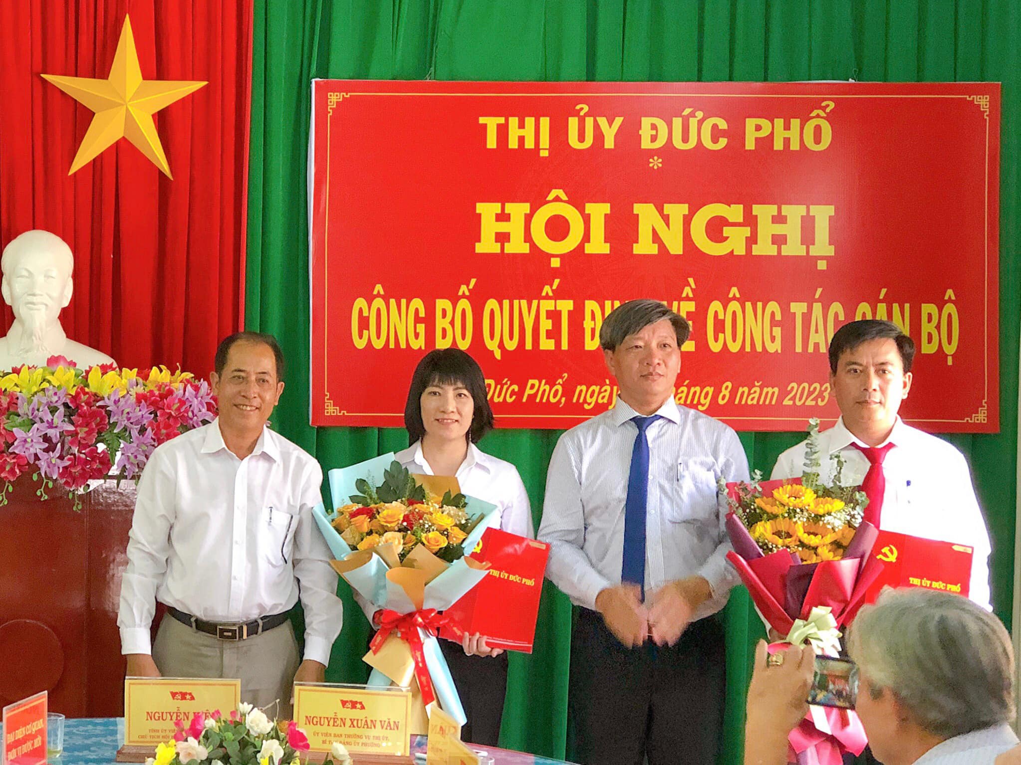 Ban Thường vụ Thị ủy Đức Phổ công bố Quyết định về công tác cán bộ tại Phường Nguyễn Nghiêm